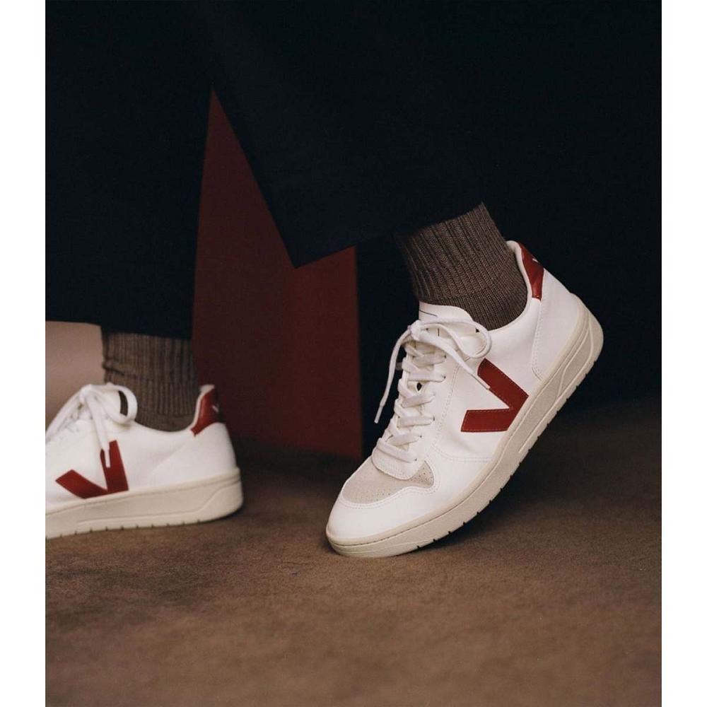 Veja V-10 CWL Men's Shoes White/Red | NZ 282JPQ